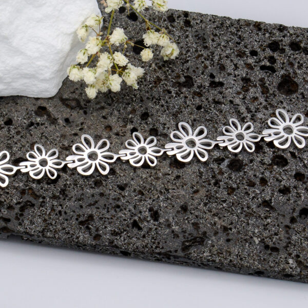 4 Flower Bracelet
