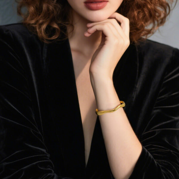 1 Gold Bangle Bracelet for Women