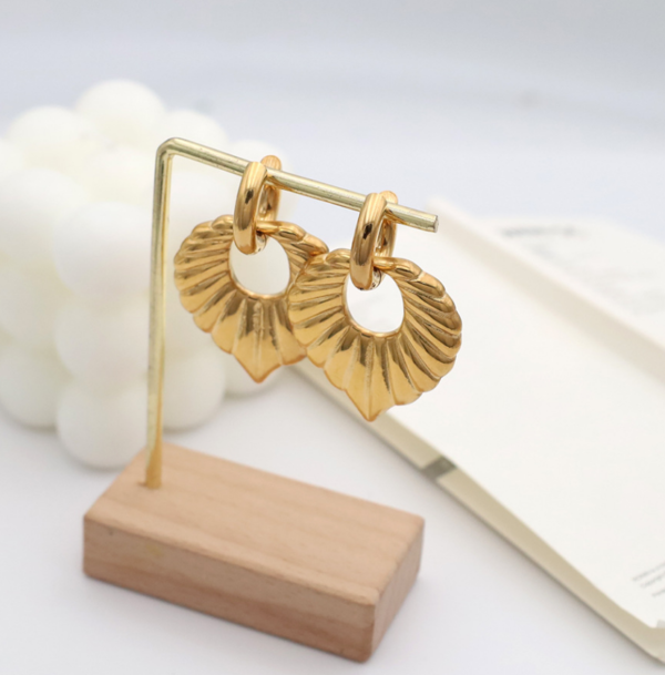 3 Delicate Leaf Earrings