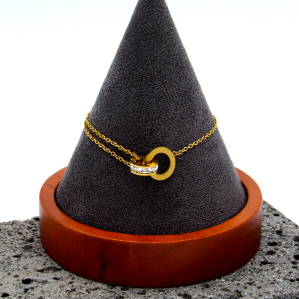 3 Interlocking Chain Bracelet for Women
