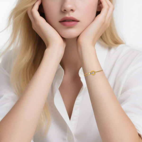 7 Interlocking Chain Bracelet for Women